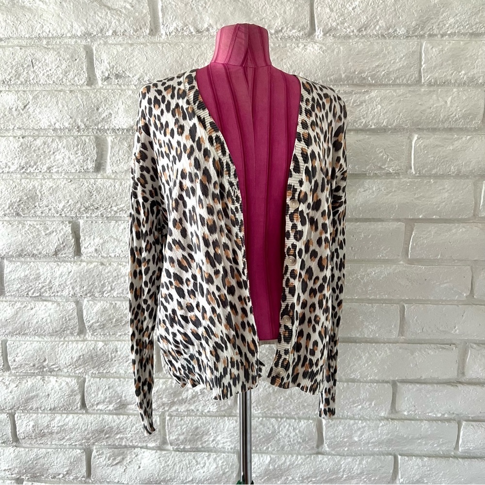 LOFT Cardigan Sweater Animal Print Small S-18